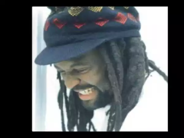 Lucky Dube - Cant Blame You